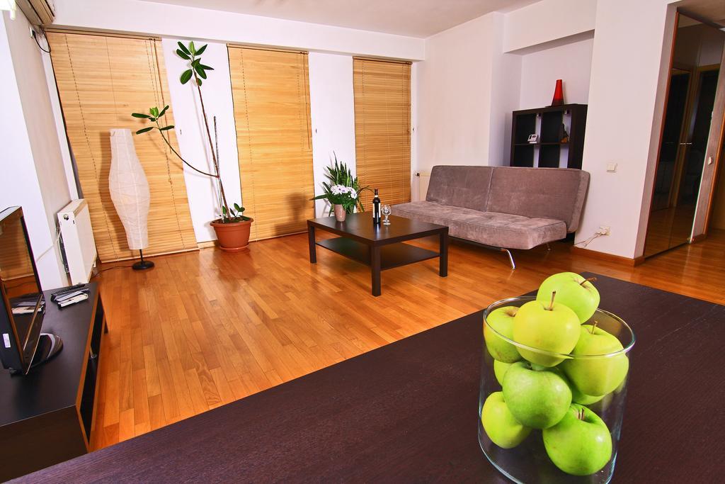 Nirvana Accommodation Βουκουρέστι Εξωτερικό φωτογραφία