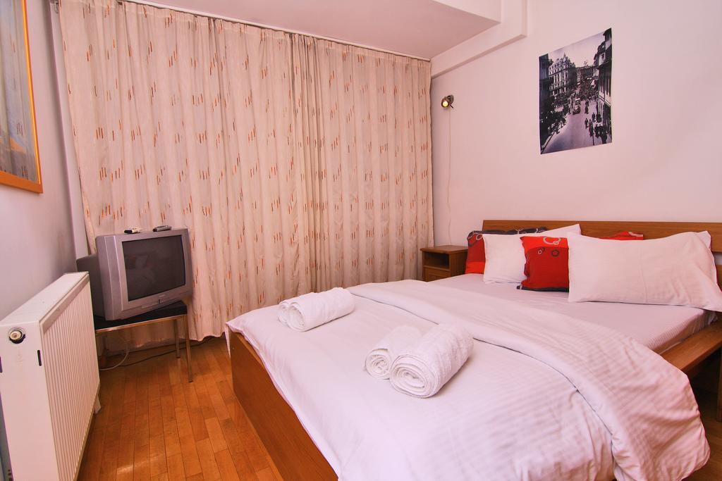 Nirvana Accommodation Βουκουρέστι Εξωτερικό φωτογραφία