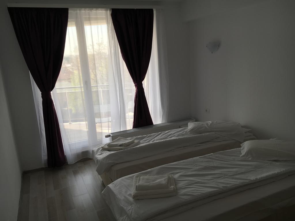 Nirvana Accommodation Βουκουρέστι Εξωτερικό φωτογραφία