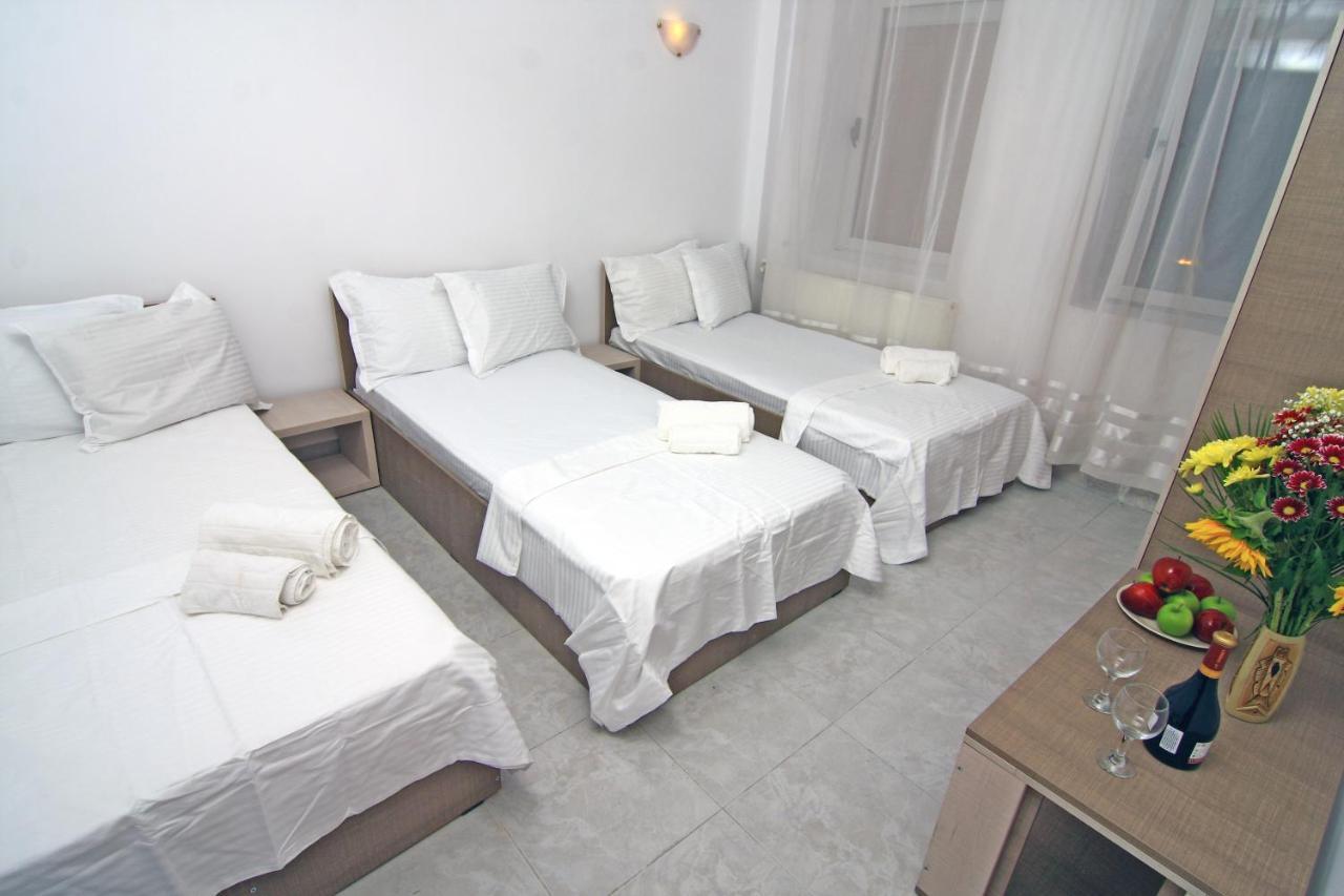 Nirvana Accommodation Βουκουρέστι Εξωτερικό φωτογραφία