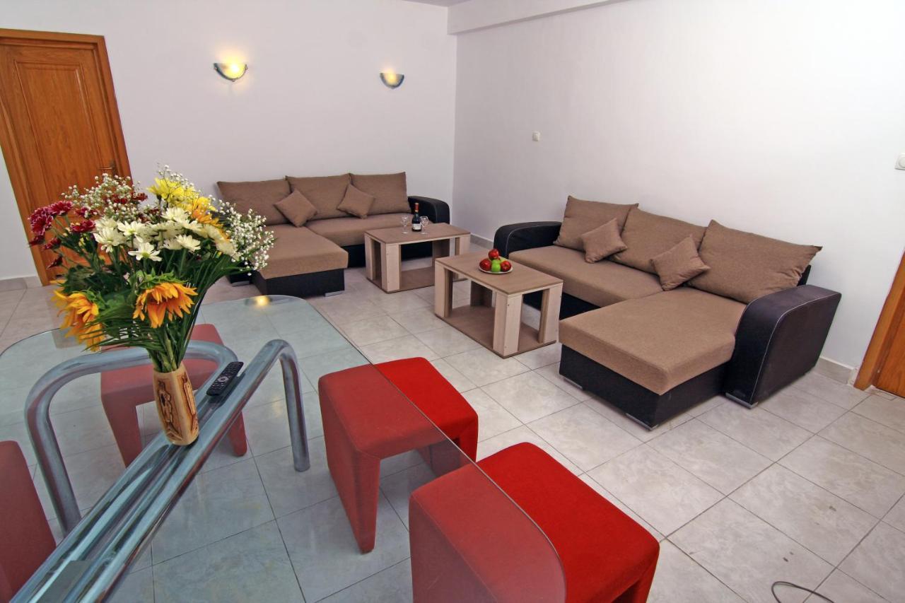 Nirvana Accommodation Βουκουρέστι Εξωτερικό φωτογραφία