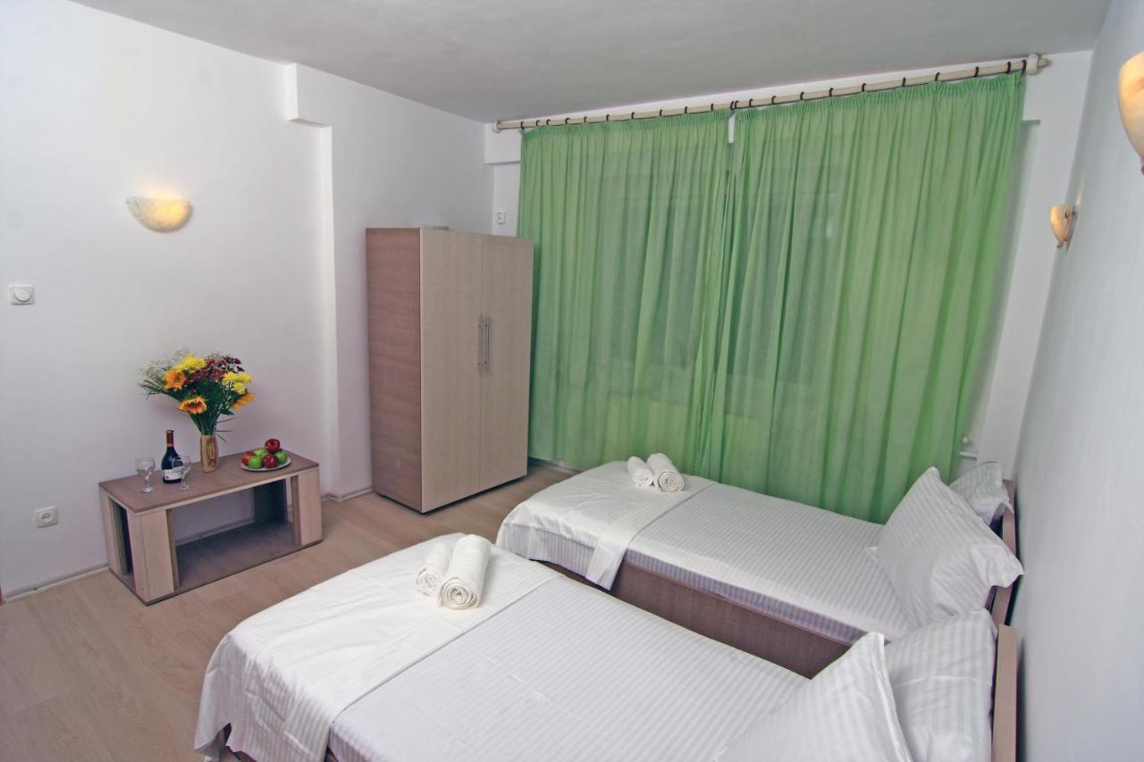Nirvana Accommodation Βουκουρέστι Εξωτερικό φωτογραφία