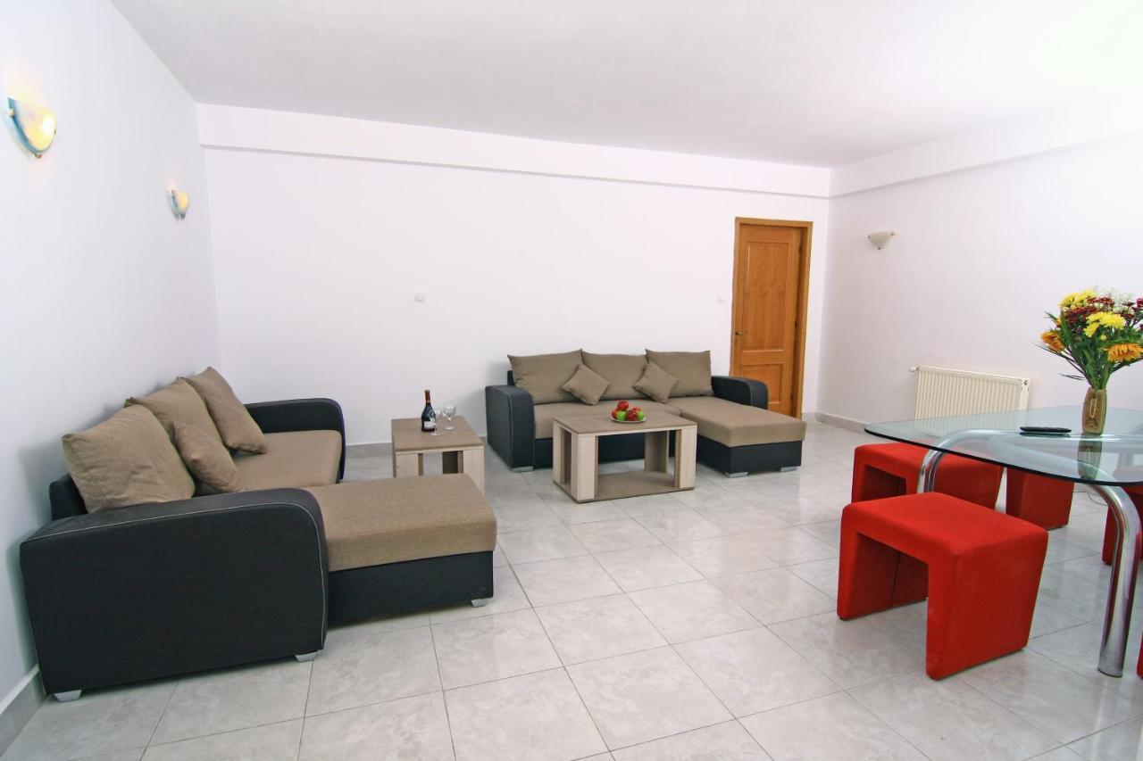 Nirvana Accommodation Βουκουρέστι Εξωτερικό φωτογραφία